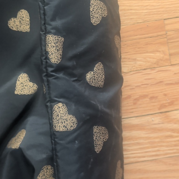 LeSportsac Black Tote Bag with Gold Heart Accents - Picture 4 of 5